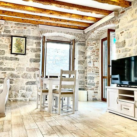 Apartments Dukic Котор Экстерьер фото