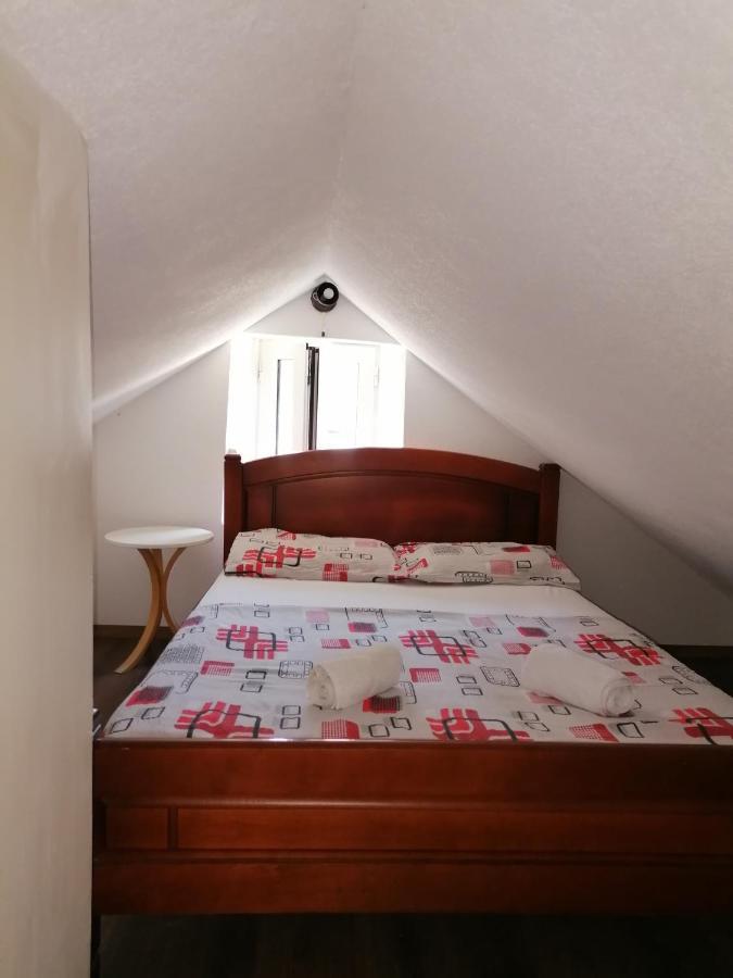 Apartments Dukic Котор Экстерьер фото