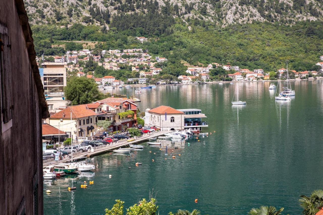 Apartments Dukic Котор Экстерьер фото