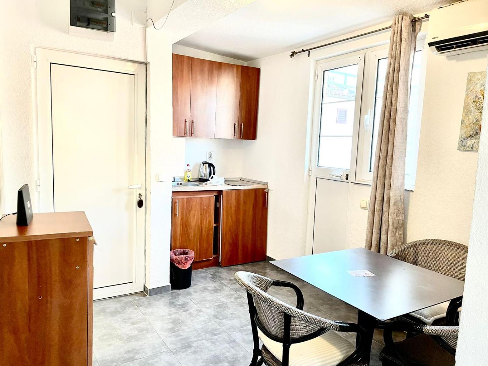 Apartments Dukic Котор Экстерьер фото