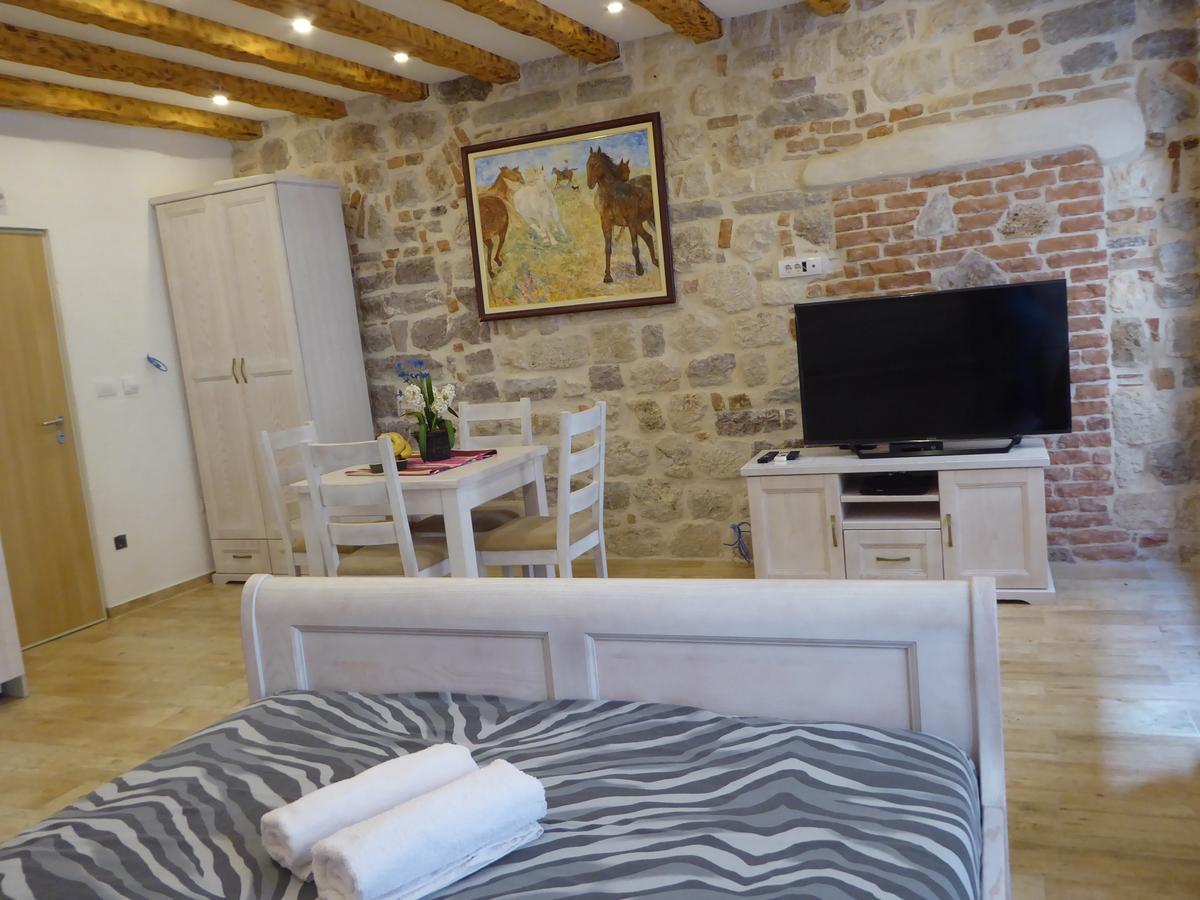 Apartments Dukic Котор Экстерьер фото