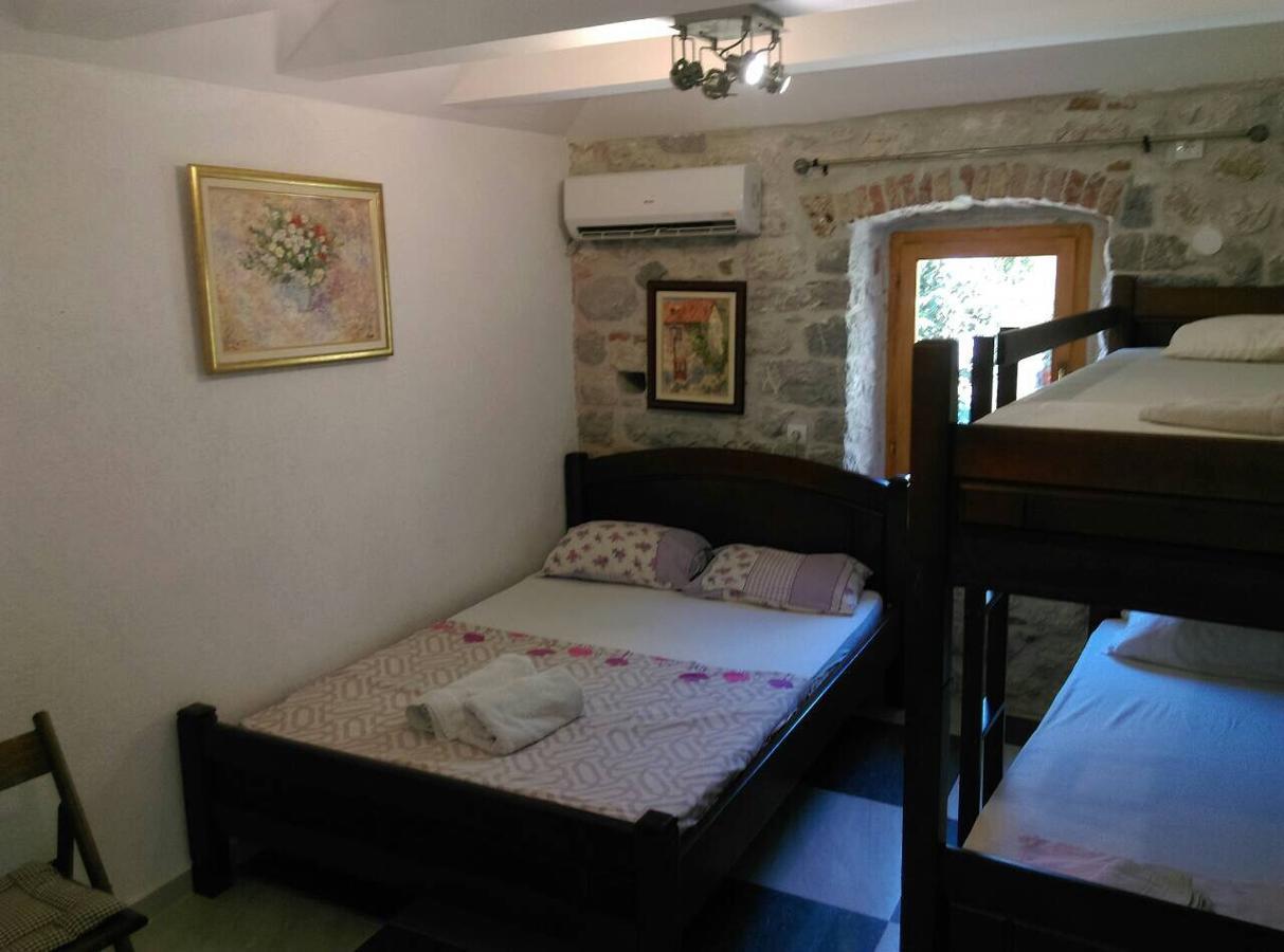 Apartments Dukic Котор Экстерьер фото