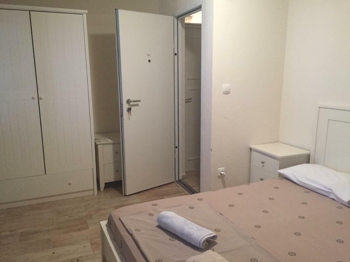 Apartments Dukic Котор Экстерьер фото